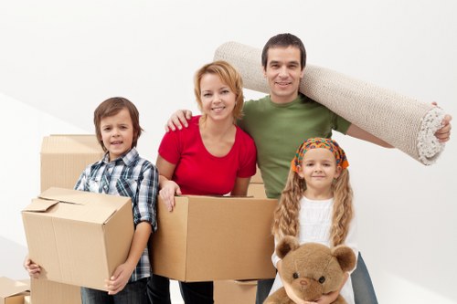 Efficient man and van service for urgent collections in Gideapark