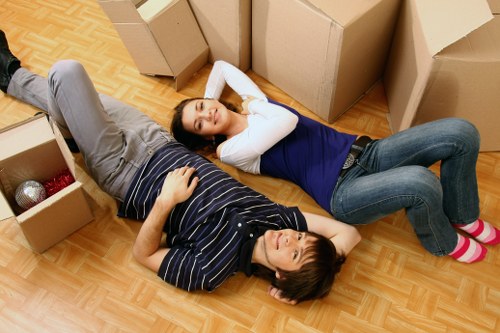 Room-by-room household storage in Gideapark including kitchen and bedroom spaces