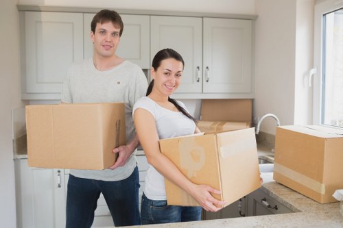 Customer reviewing a free Gideapark Storage quote for a mixed-load project